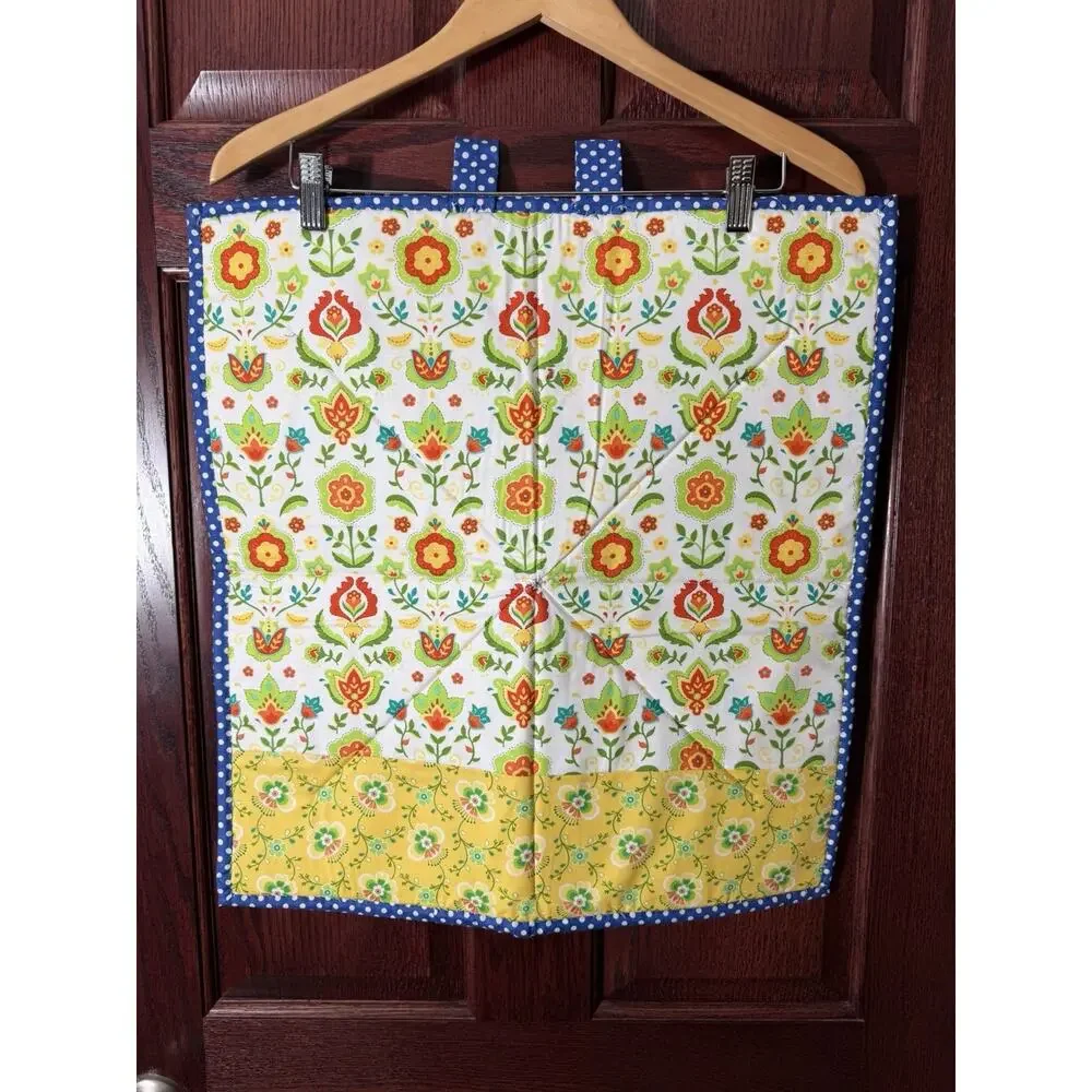 Handmade Folk Art Starburst Appliqué Wall Hanging 20x21 Polka Dot Quilted